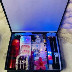 Complete Beauty & Accessories Gift Box
