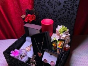 Customizable Luxury Gift Box